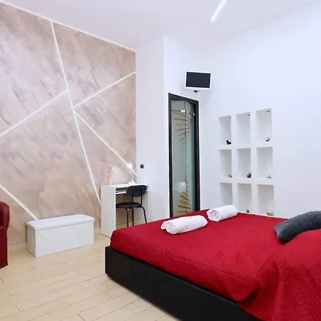 In Citta * Νάπολη