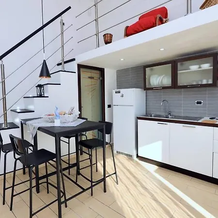 In Citta * נאפולי